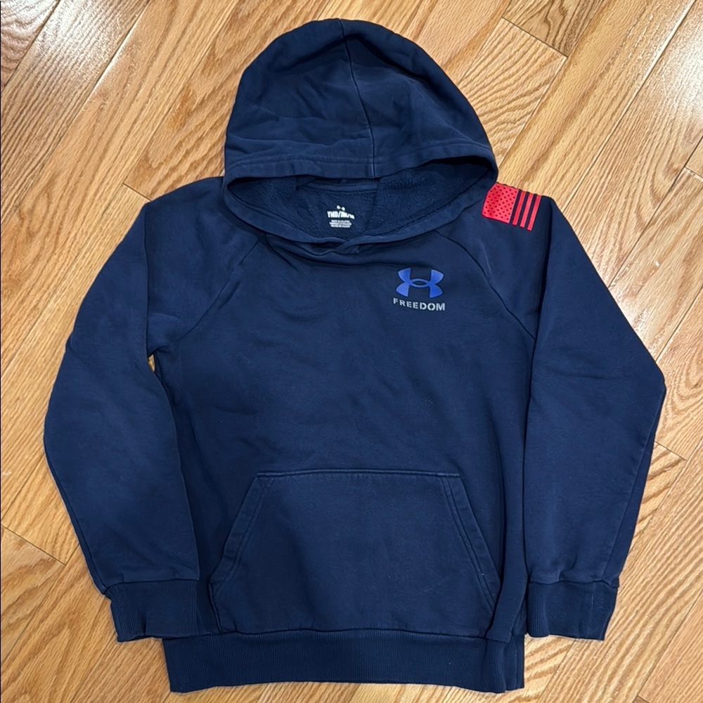Boys M Under Armour Freedom Hoodie 🇺🇸❤️🤍💙